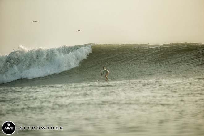 Fiona big wave catch - 2014 AWT Pacasmayo Classic © Si Crowther / AWT http://americanwindsurfingtour.com/